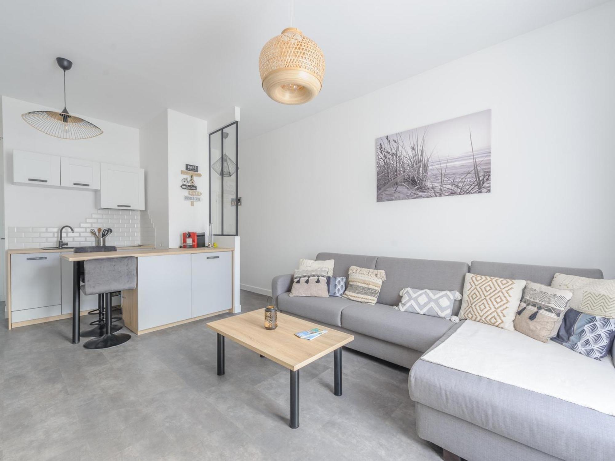 Studio Renove Au Coeur De La Rochelle, Marche A 25M, 2 Personnes, Wifi - Fr-1-535-43 La Rochelle  Extérieur photo